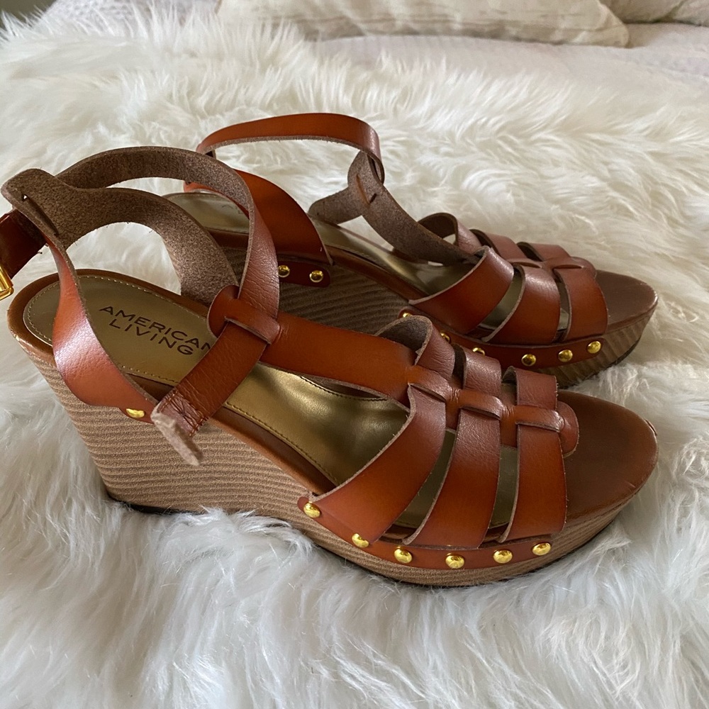 American living wedges worn only a few times